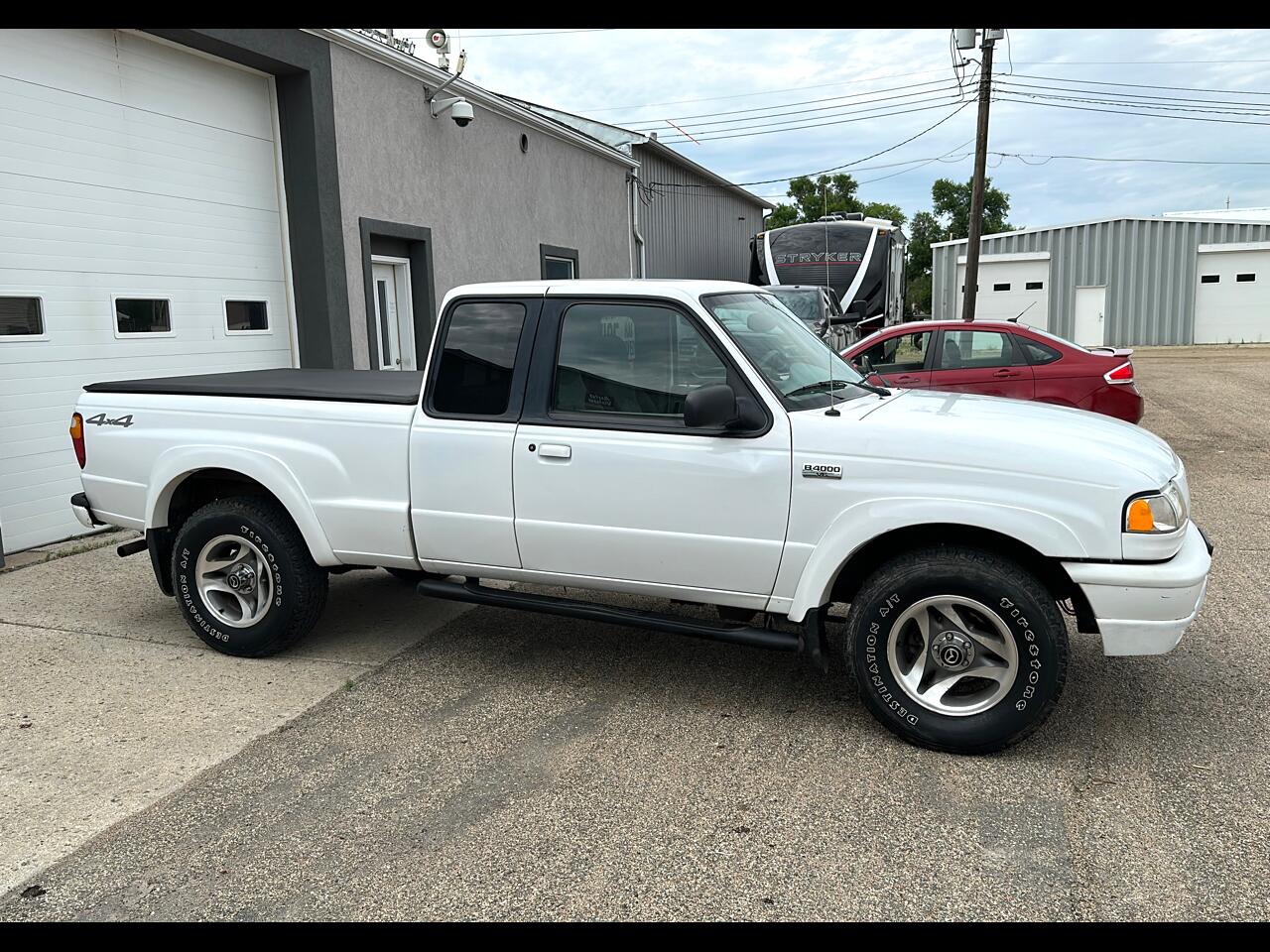 Used 2002 Mazda Truck B4000 Cab Plus 4WD for Sale in Mohall ND 58761