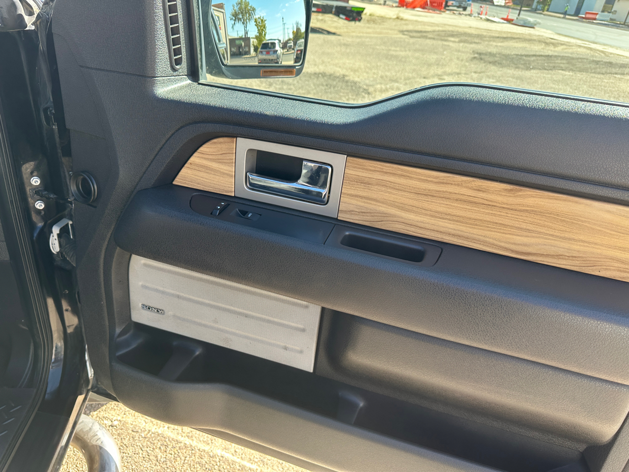 2011 Ford F-150 Lariat photo 15