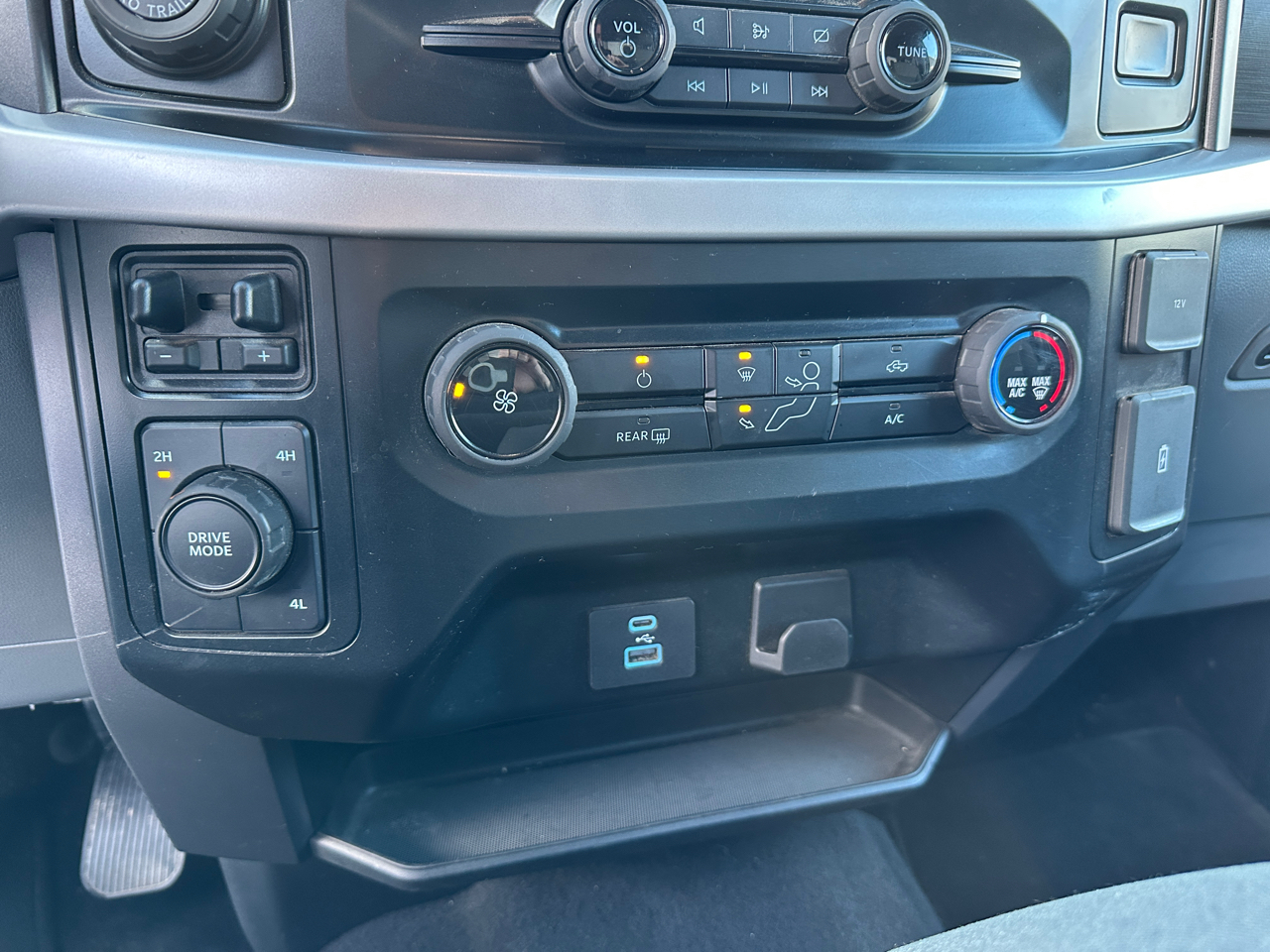 Ford F-150 XLT 4WD SuperCrew 6.5' Box 2023