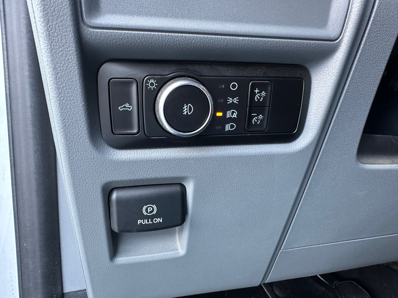 Ford F-150 XLT 4WD SuperCrew 6.5' Box 2023