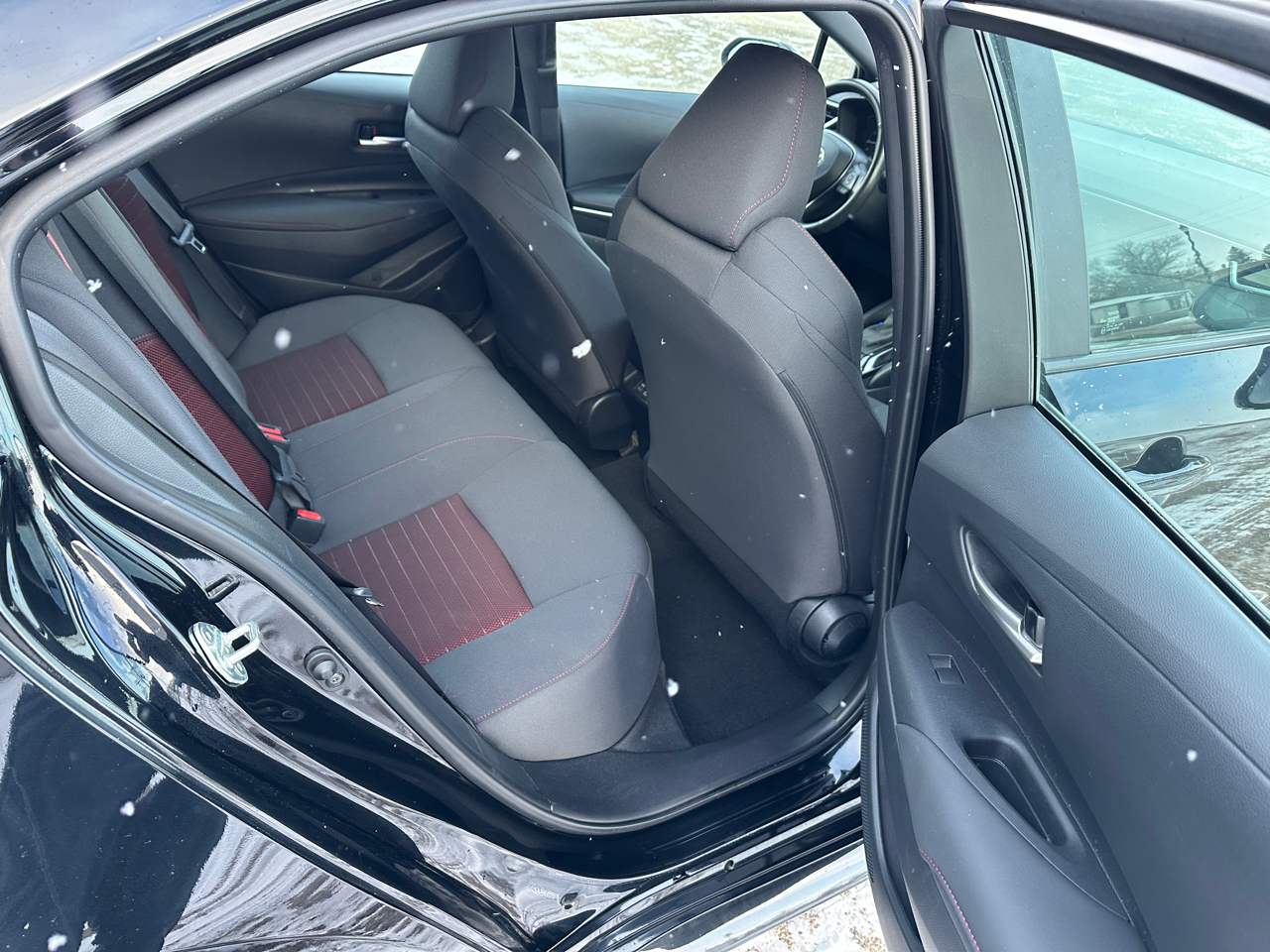 2023 Toyota Corolla SE photo 4