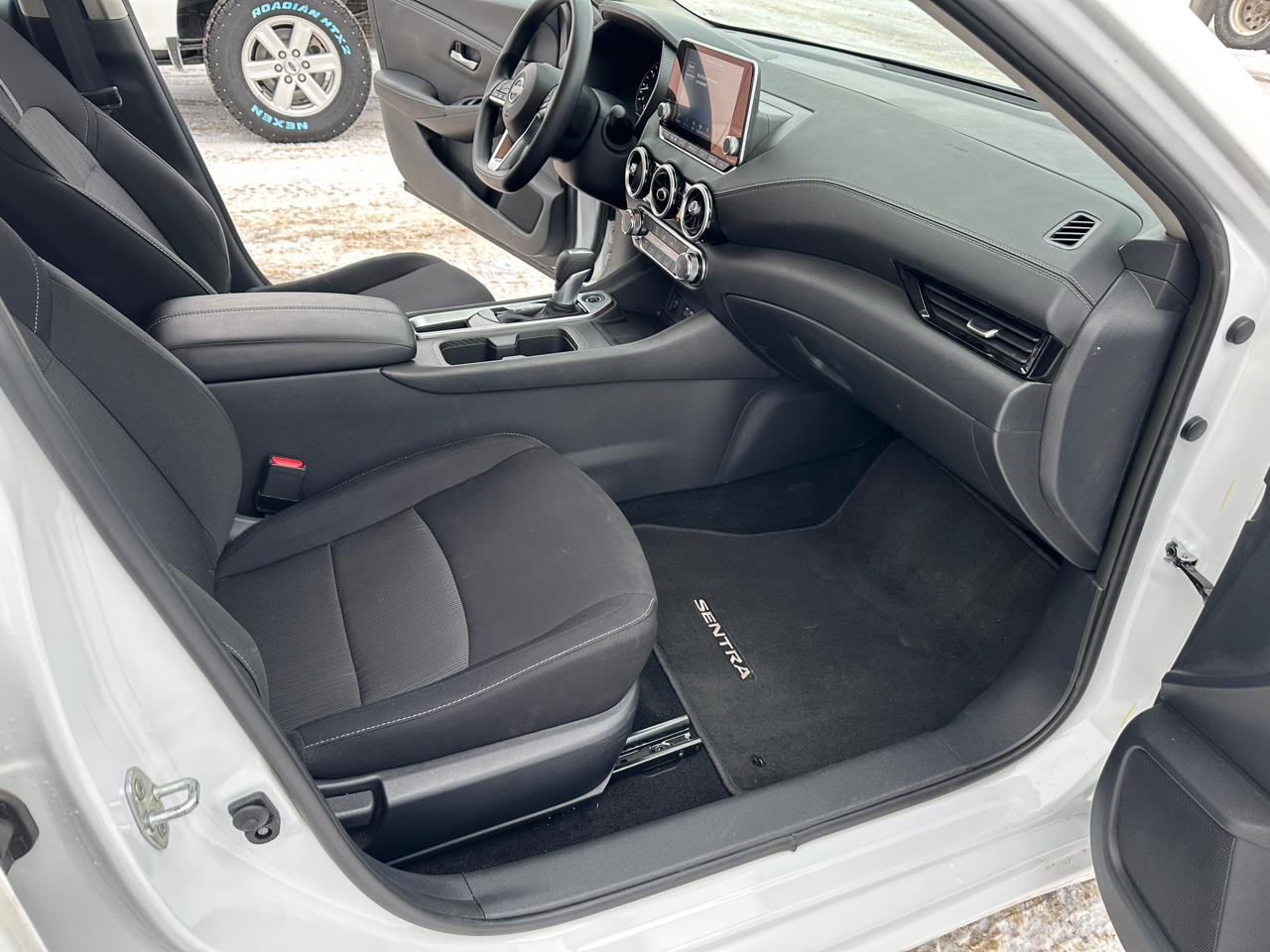 Nissan Sentra SV 2025