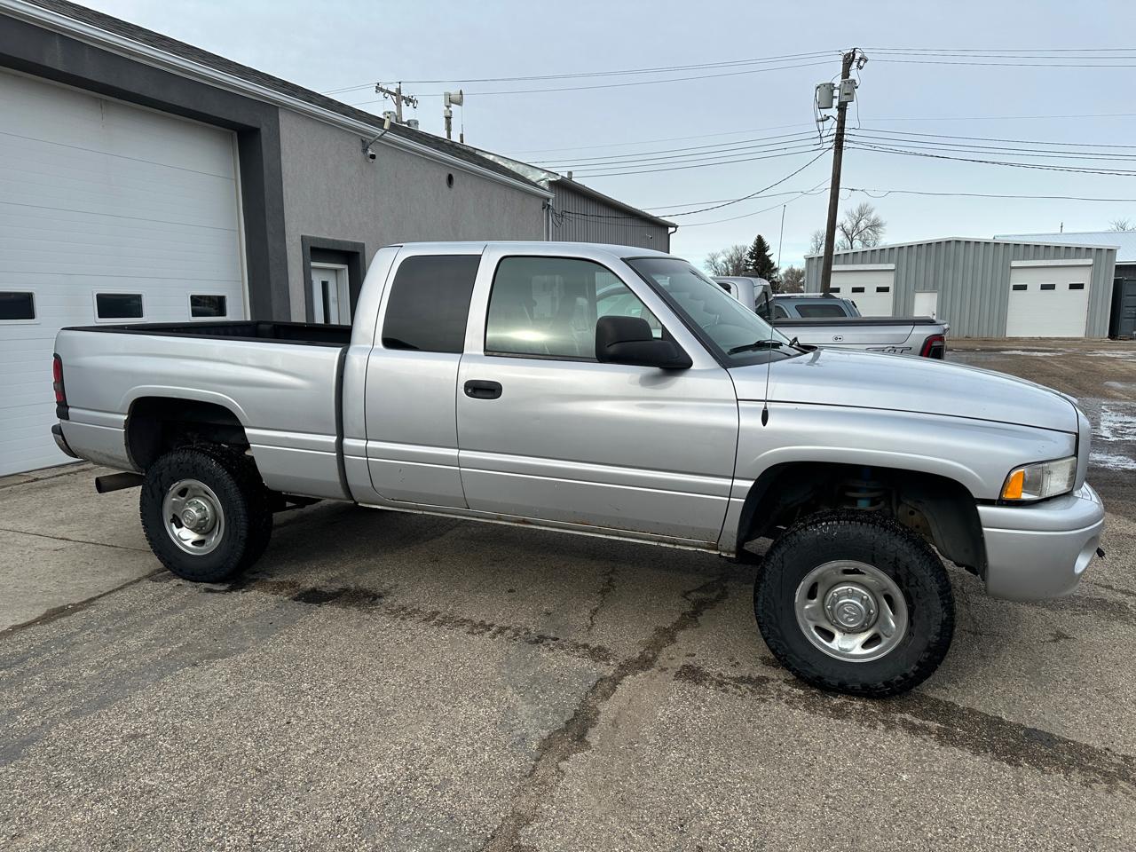 1998 Dodge Ram 2500 Quad Cab 6.5-ft. Bed 4WD