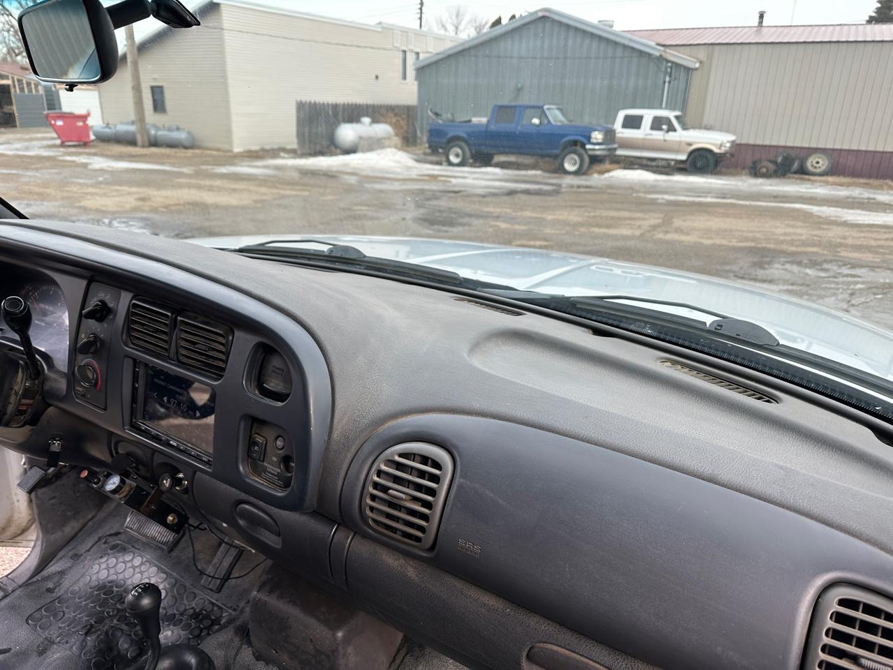 Dodge Ram 2500 Quad Cab 6.5-ft. Bed 4WD 1998