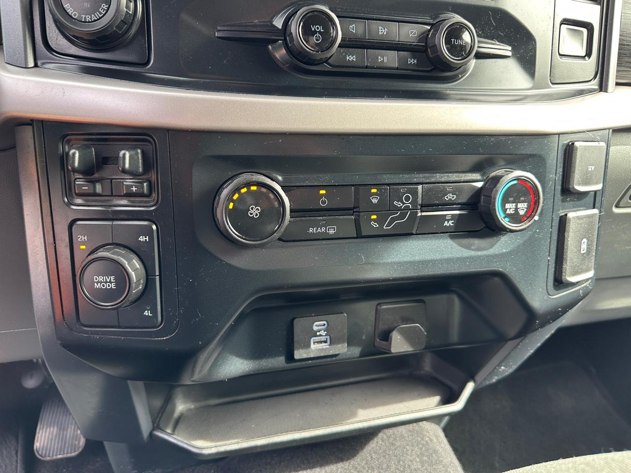 Ford F-150 XLT 4WD SuperCrew 6.5' Box 2023