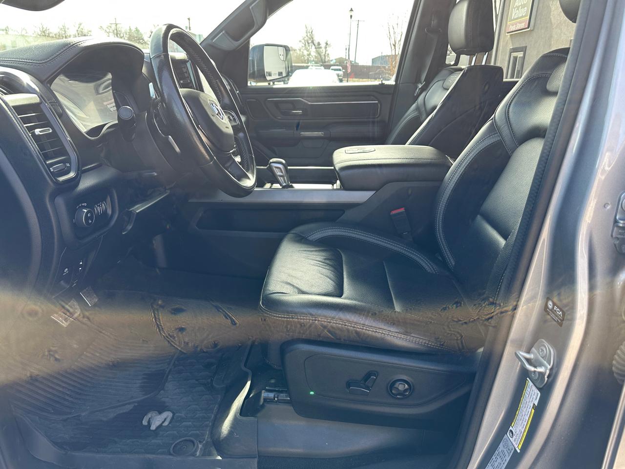 RAM 1500 Rebel Crew Cab 4WD 2023