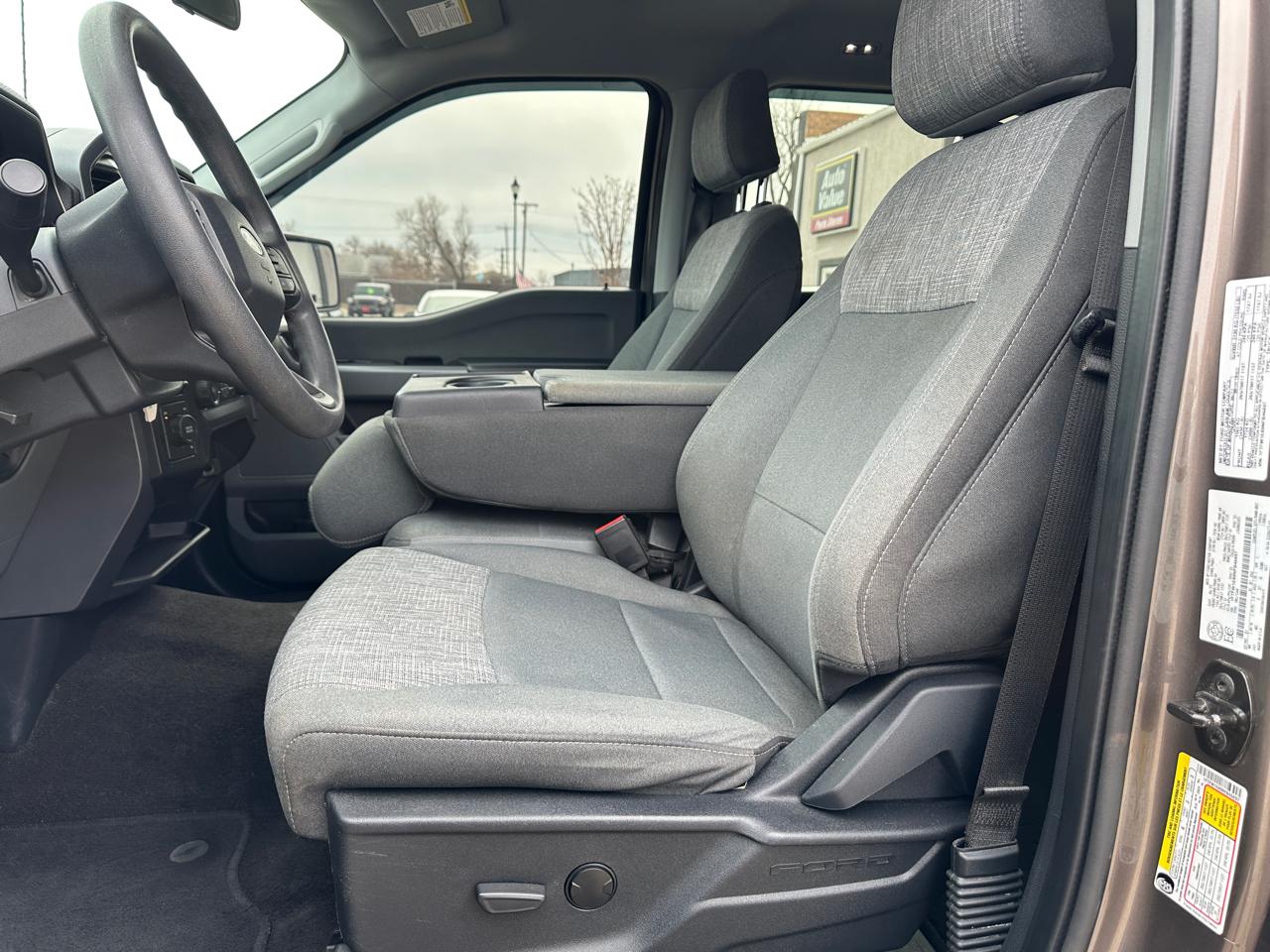 Ford F-150 XLT SuperCrew Short Bed 4WD 2022