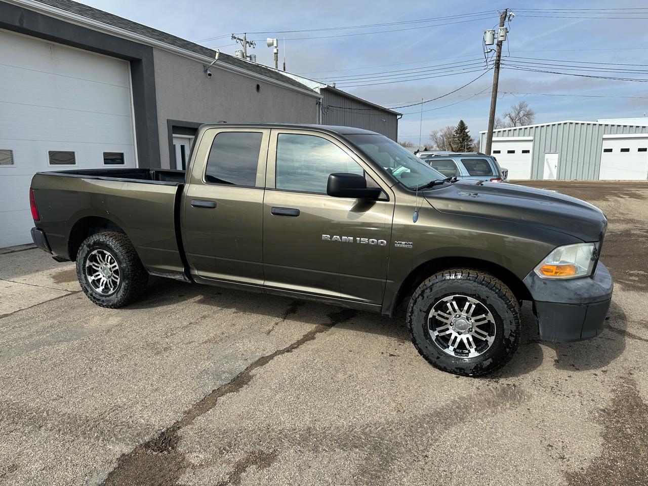 2012 RAM 1500 4WD Quad Cab 140.5" Tradesman