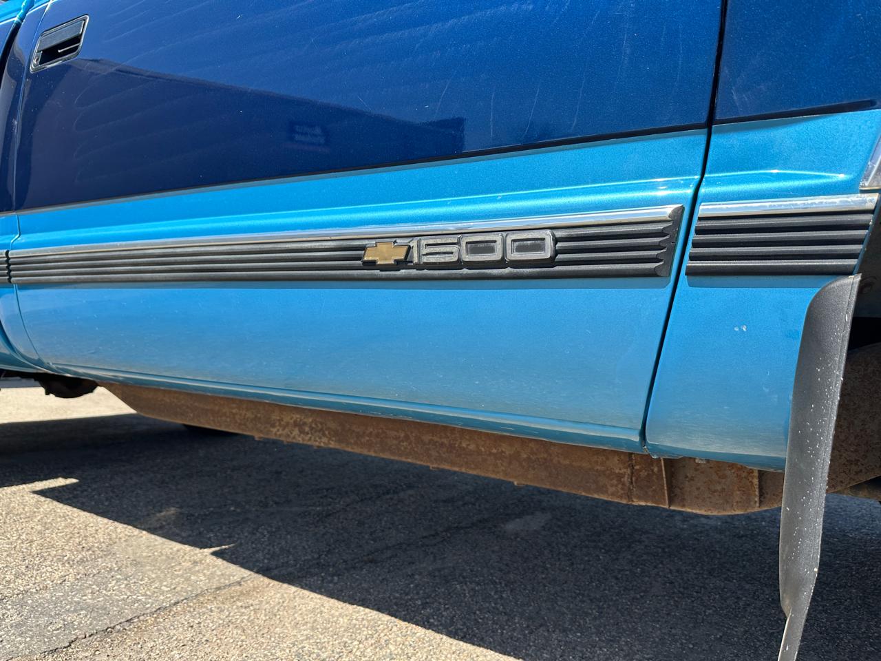 Chevrolet C/K 1500 Reg. Cab 8-ft. Bed 4WD 1995