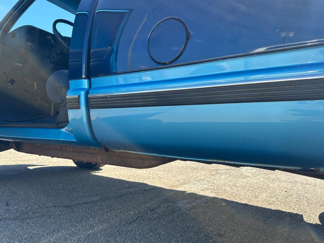 Chevrolet C/K 1500 Reg. Cab 8-ft. Bed 4WD 1995