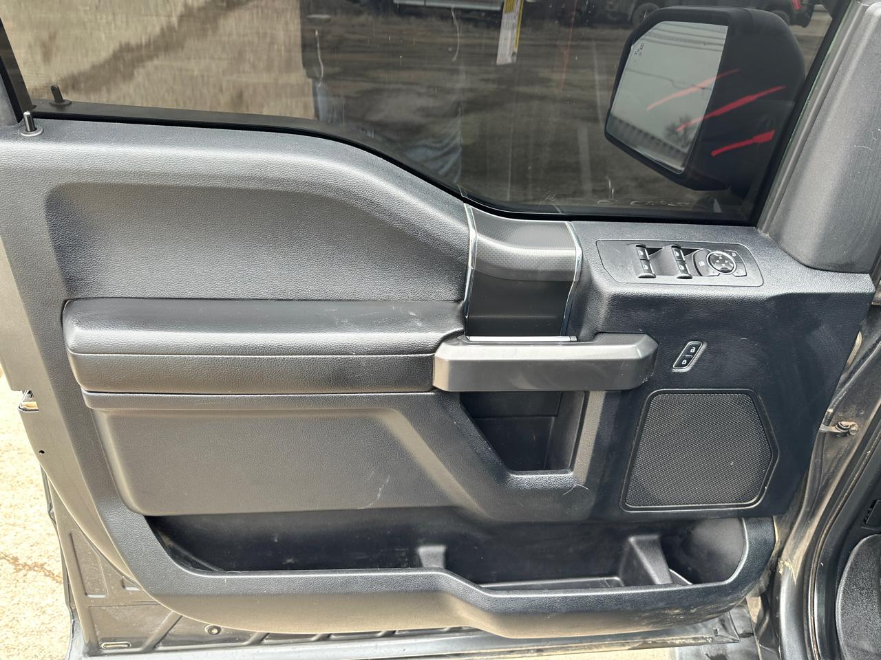 Ford F-150 4WD SuperCrew 157" FX4 2016