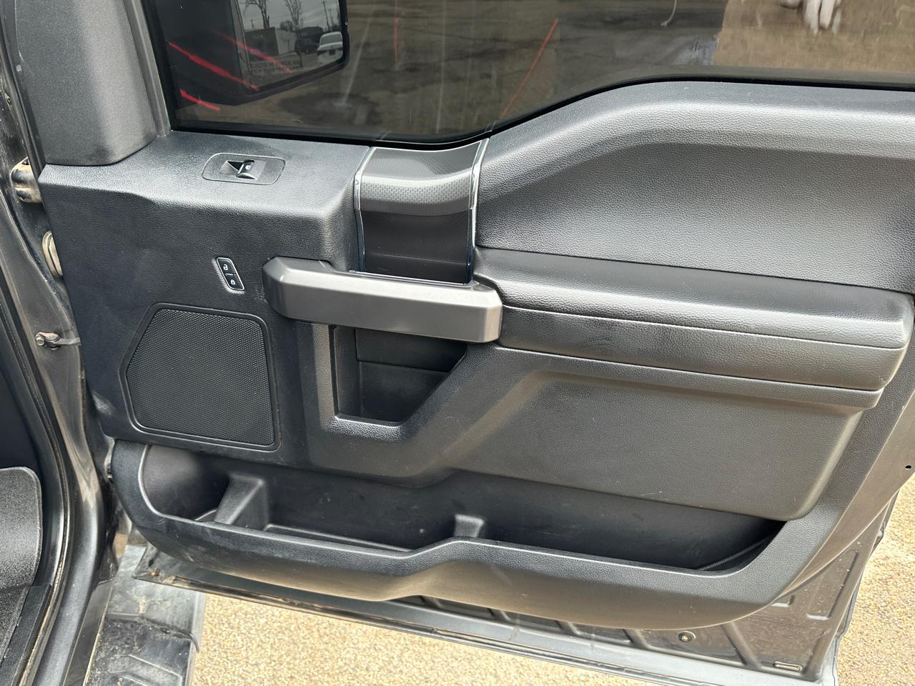 Ford F-150 4WD SuperCrew 157" FX4 2016