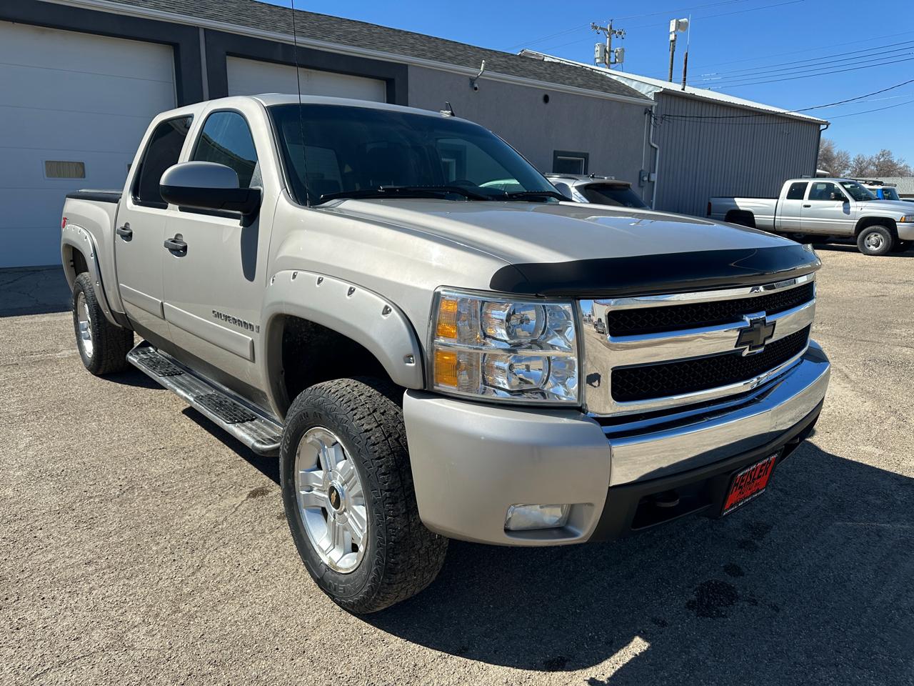 Chevrolet Silverado 1500 1LT Crew Cab 4WD 2008