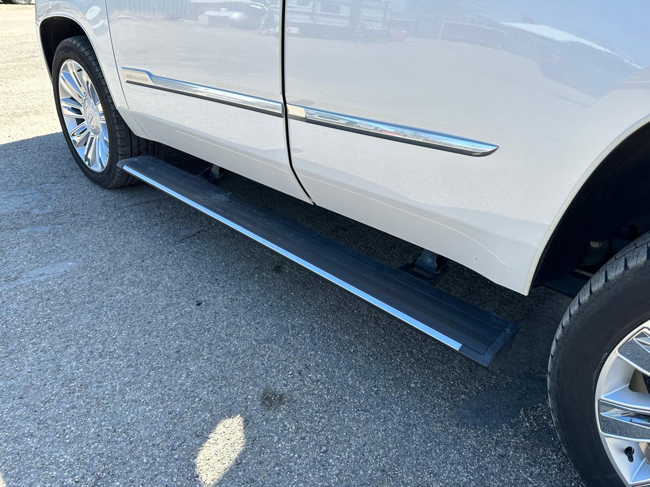 Cadillac Escalade Platinum 4WD 2018