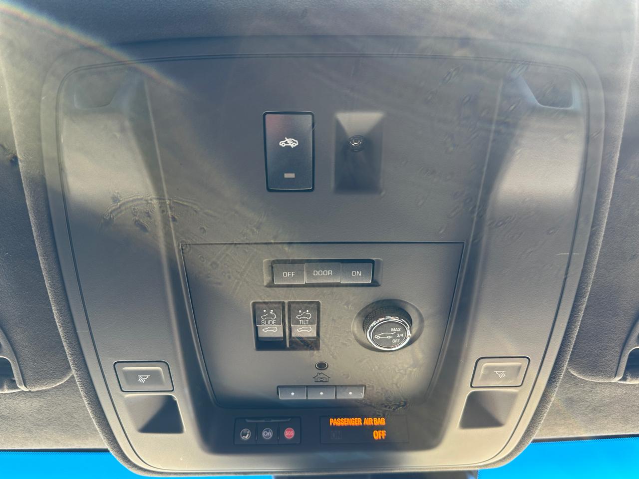 Cadillac Escalade Platinum 4WD 2018