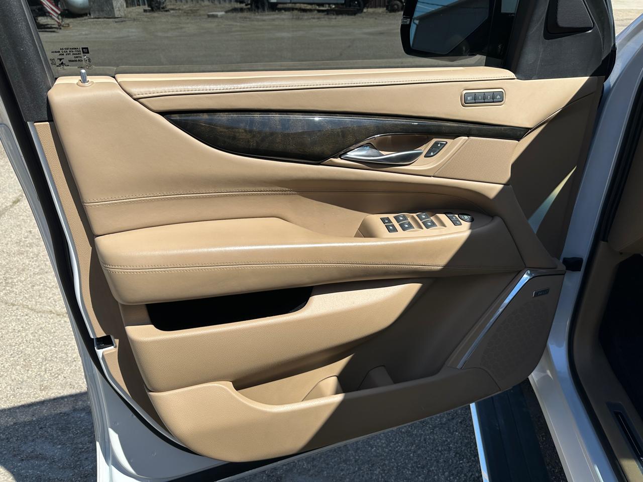 Cadillac Escalade Platinum 4WD 2018