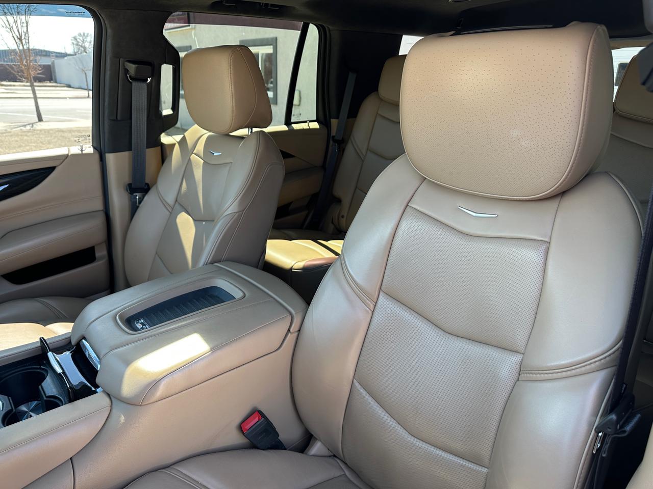 Cadillac Escalade Platinum 4WD 2018