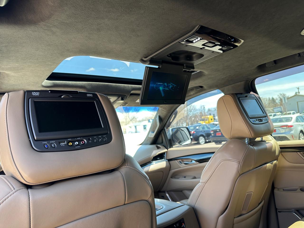 Cadillac Escalade Platinum 4WD 2018