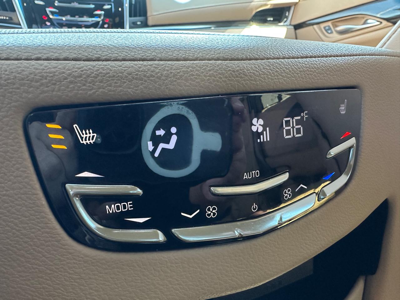 Cadillac Escalade Platinum 4WD 2018