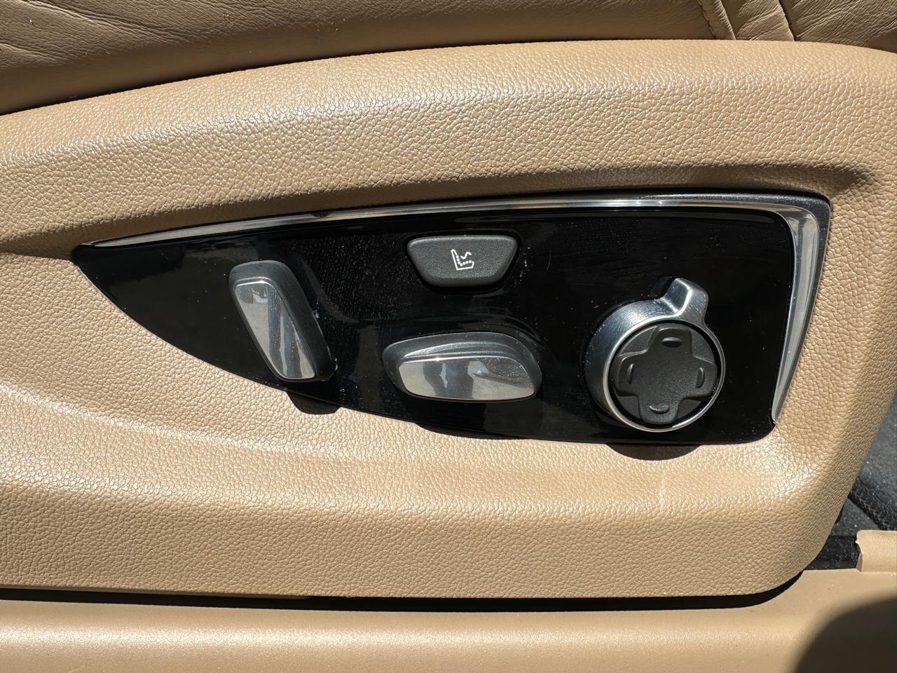 Cadillac Escalade Platinum 4WD 2018