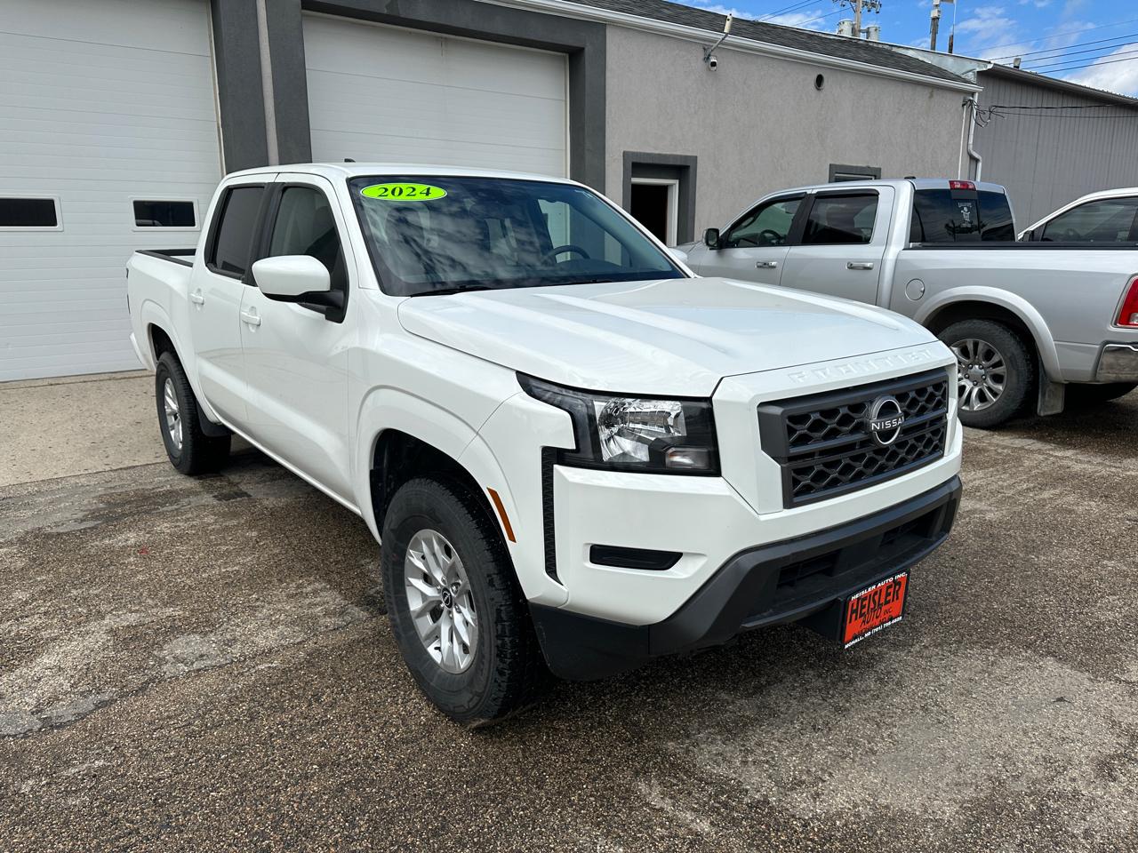Nissan Frontier S Crew Cab 4WD 2024