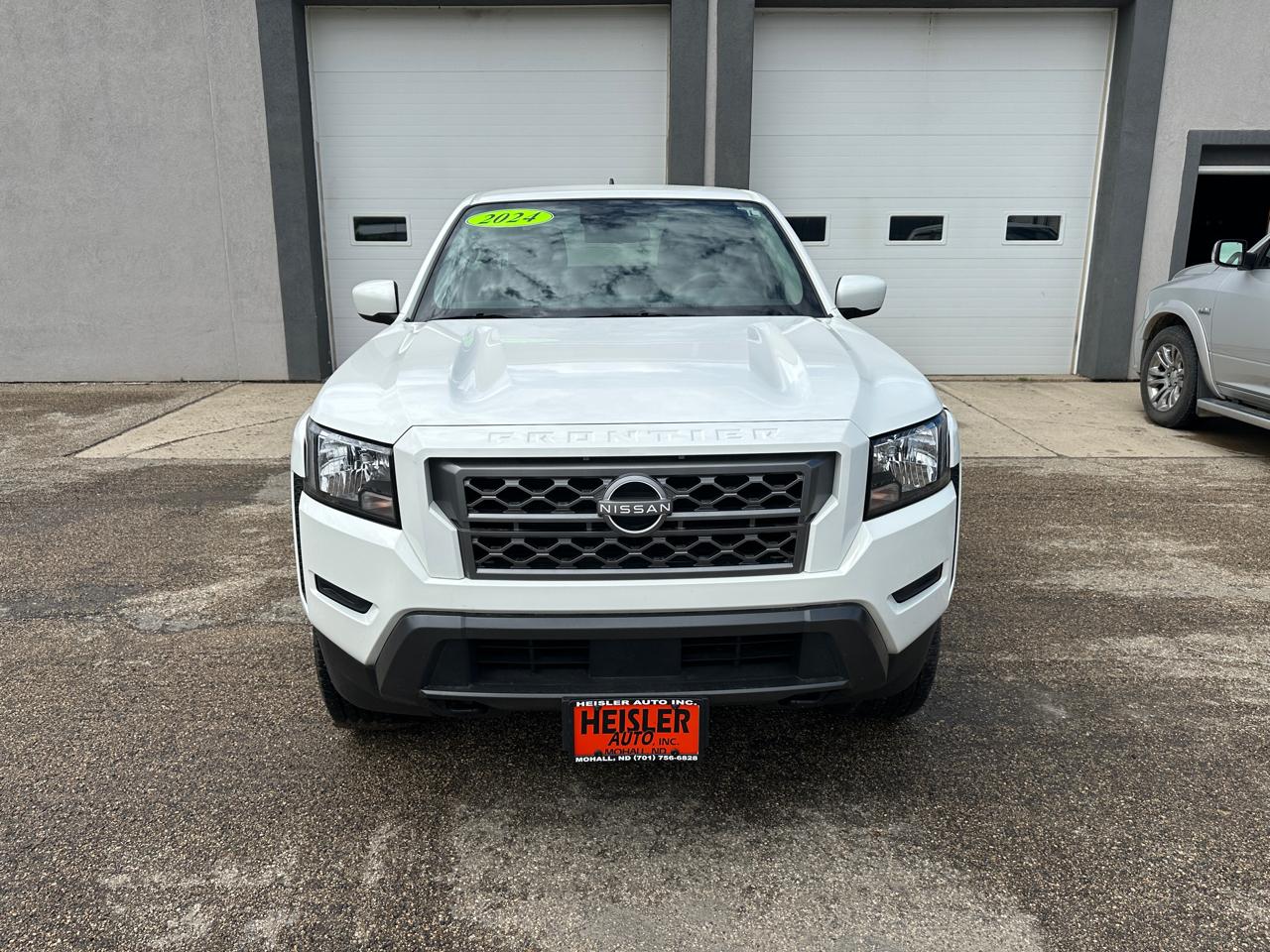 Nissan Frontier S Crew Cab 4WD 2024