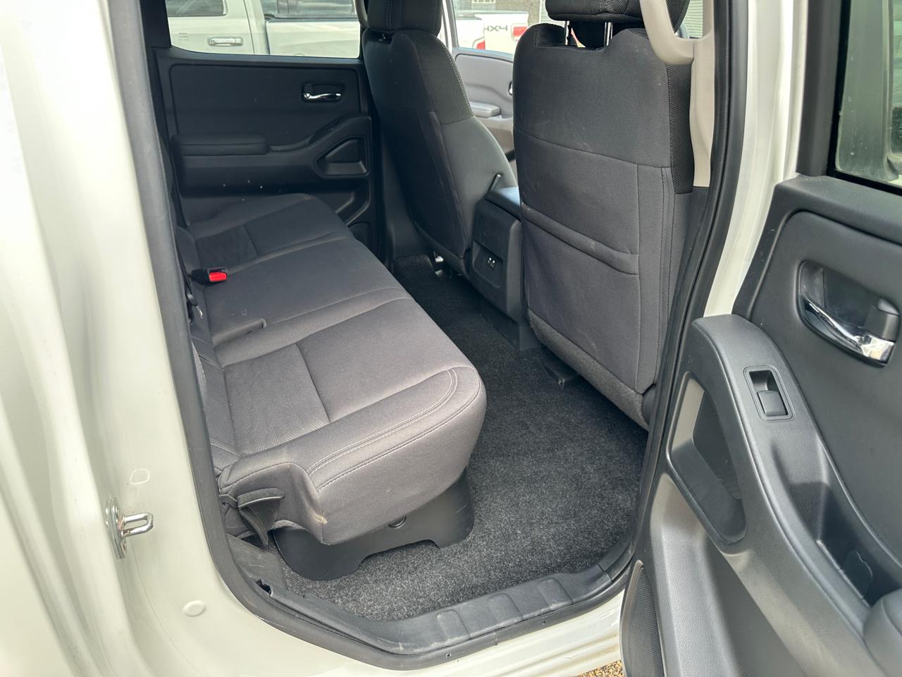 Nissan Frontier S Crew Cab 4WD 2024