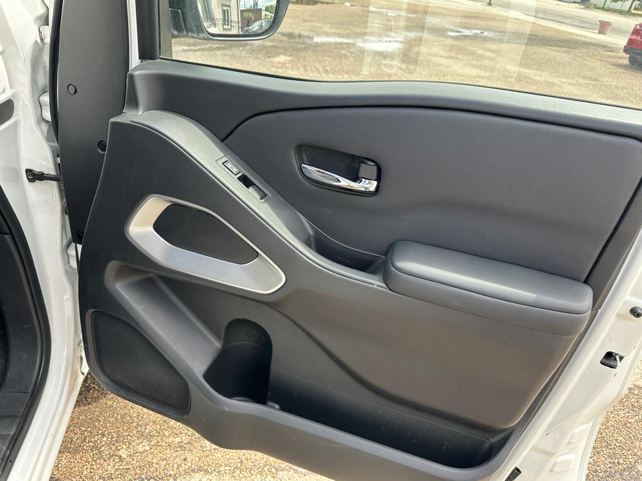 Nissan Frontier S Crew Cab 4WD 2024