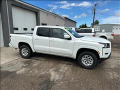 2024 Nissan Frontier 