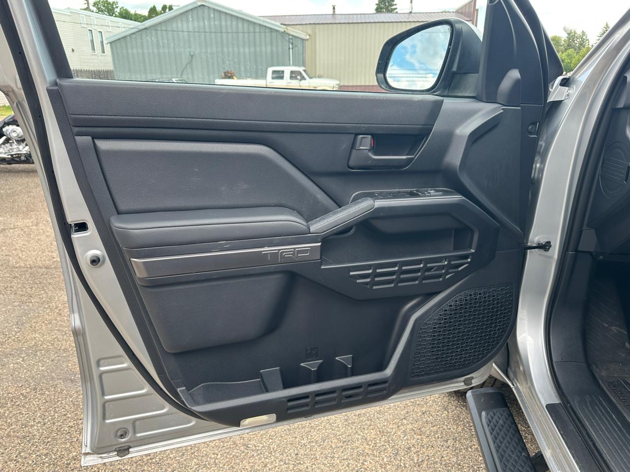 Toyota 4Runner TRD Sport 4WD 2025