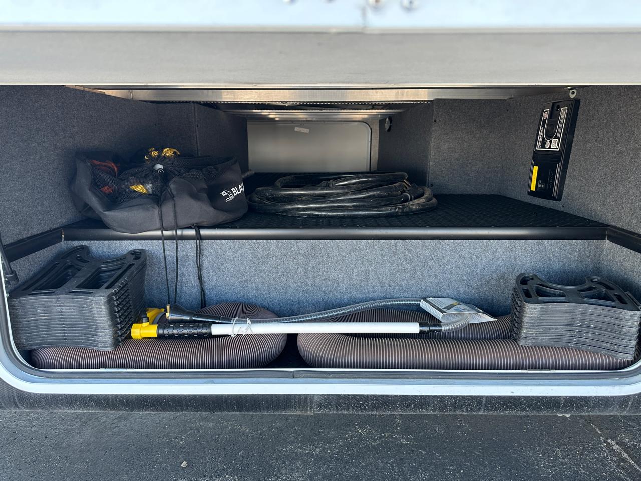 Jayco Seismic  2023