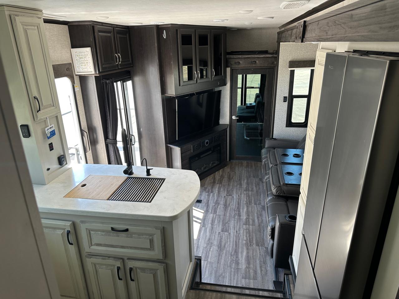 Jayco Seismic  2023