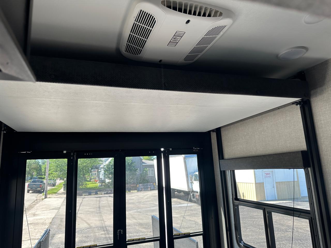Jayco Seismic  2023