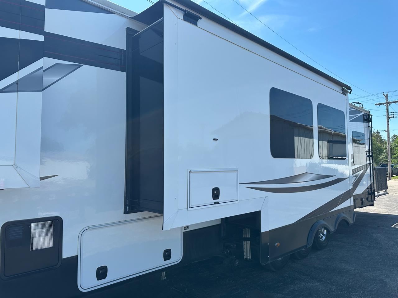 Jayco Seismic  2023