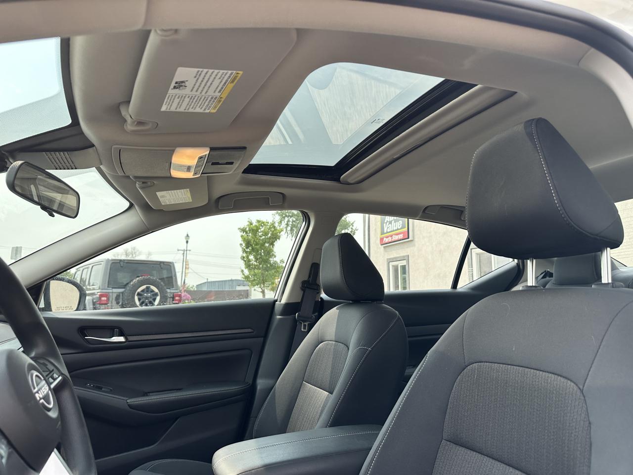 Nissan Altima 2.5 SV AWD 2025