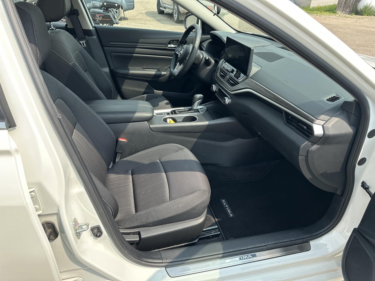 Nissan Altima 2.5 SV AWD 2025