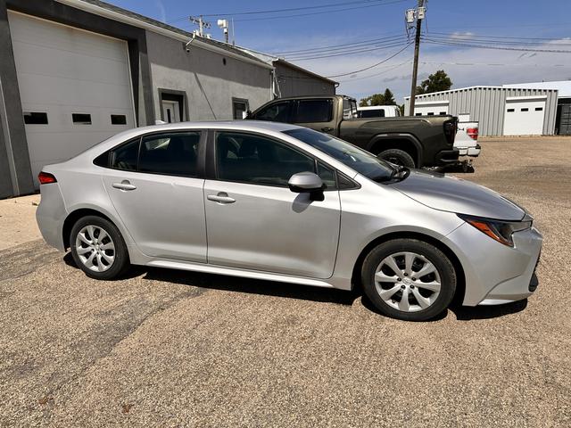 2025 Toyota Corolla LE FWD