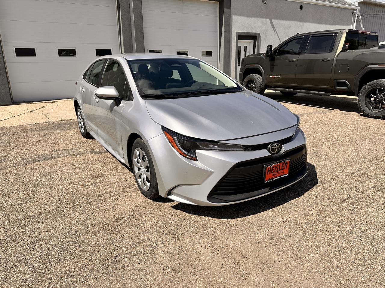 Toyota Corolla LE 2025