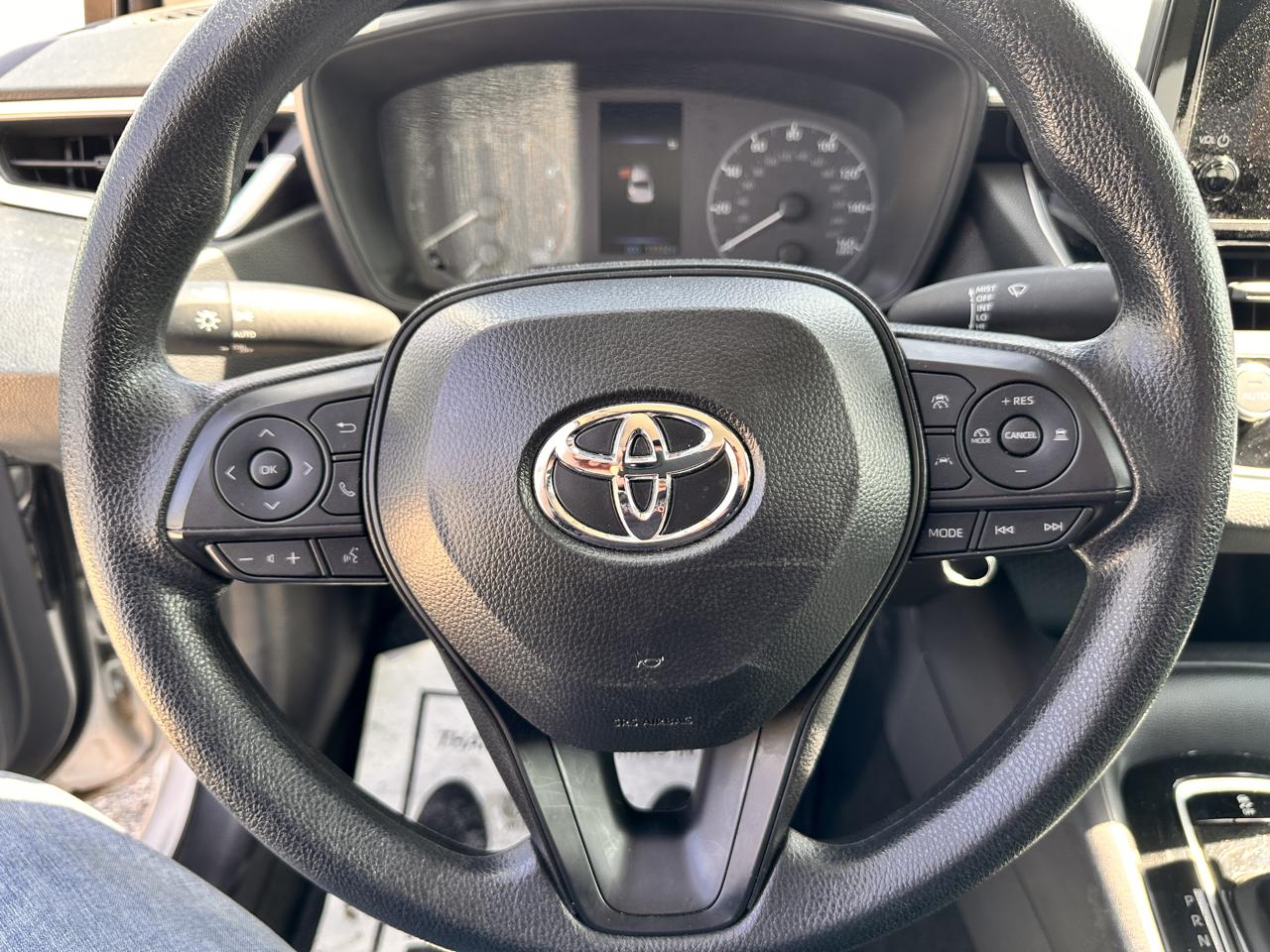 Toyota Corolla LE 2025