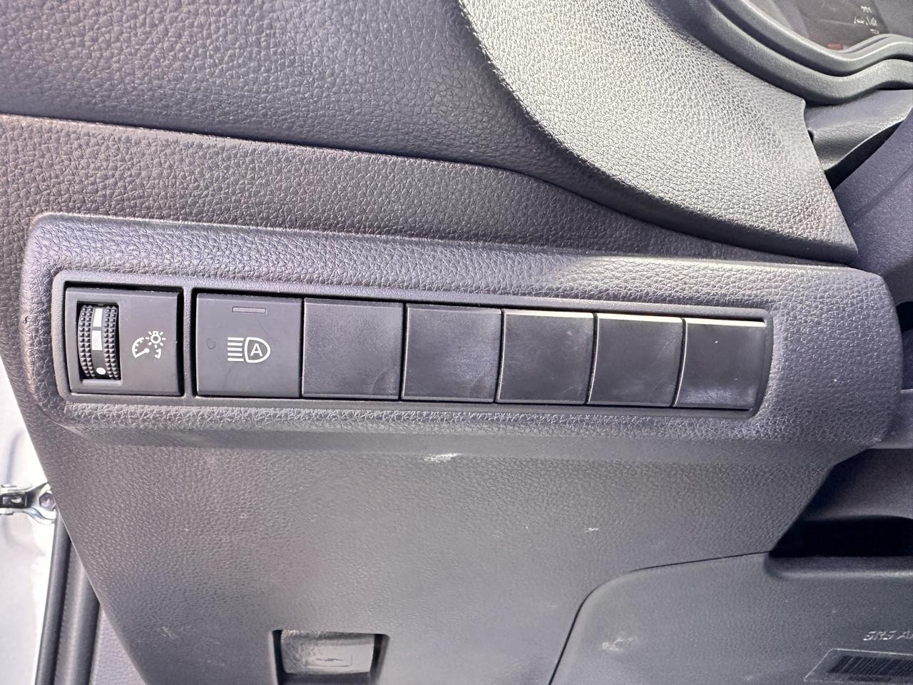 Toyota Corolla LE 2025