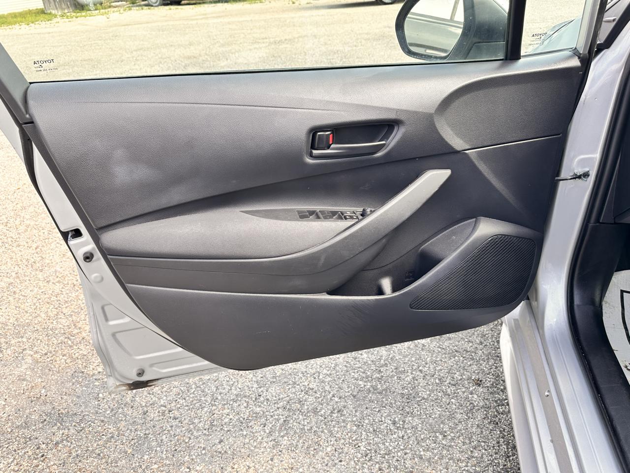 Toyota Corolla LE 2025