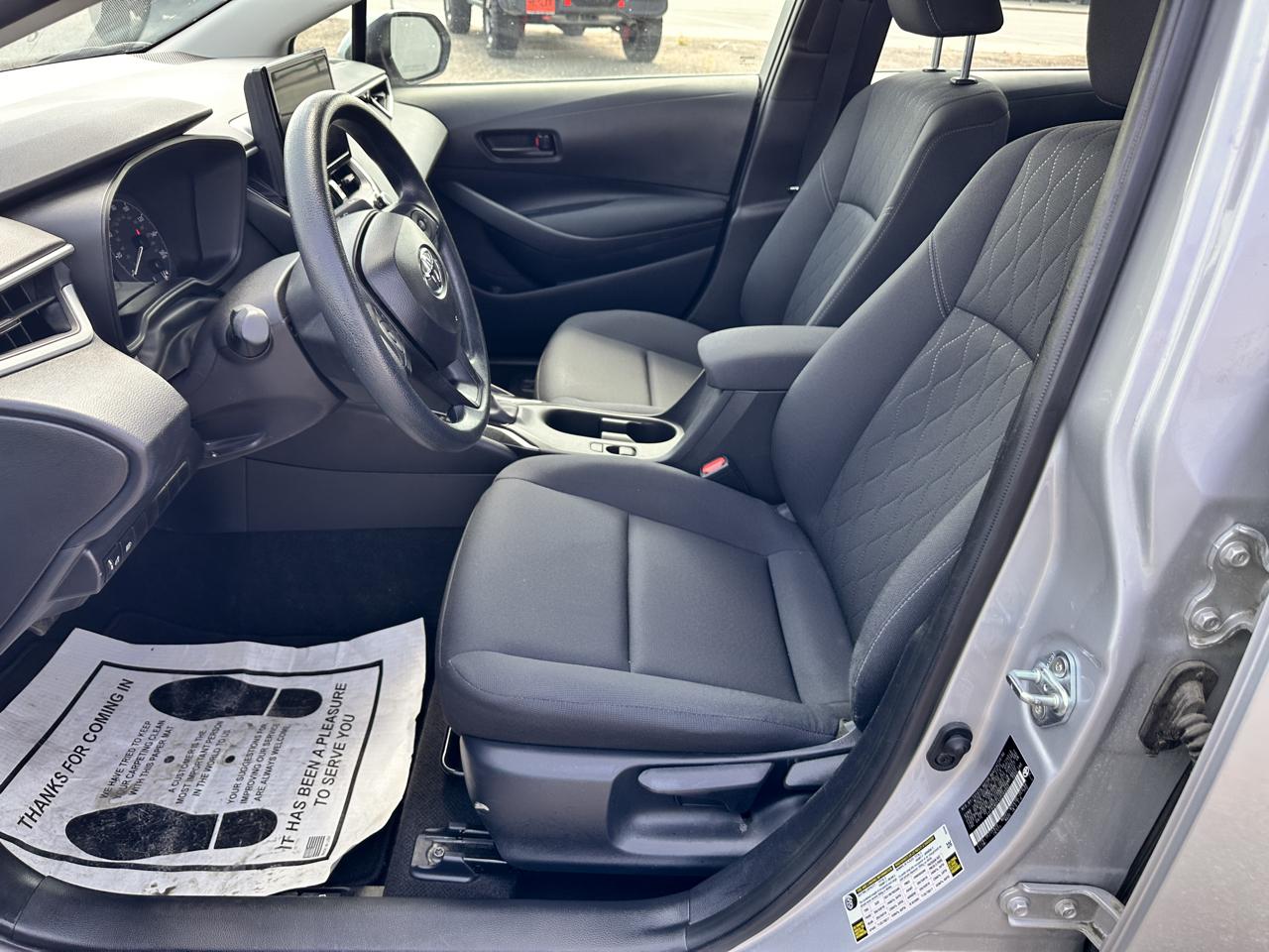 Toyota Corolla LE 2025