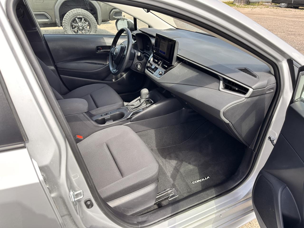 Toyota Corolla LE 2025