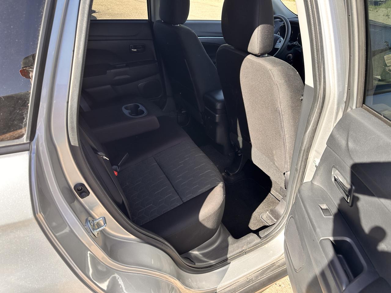 Mitsubishi Outlander Sport 2.0 ES 4WD 2025