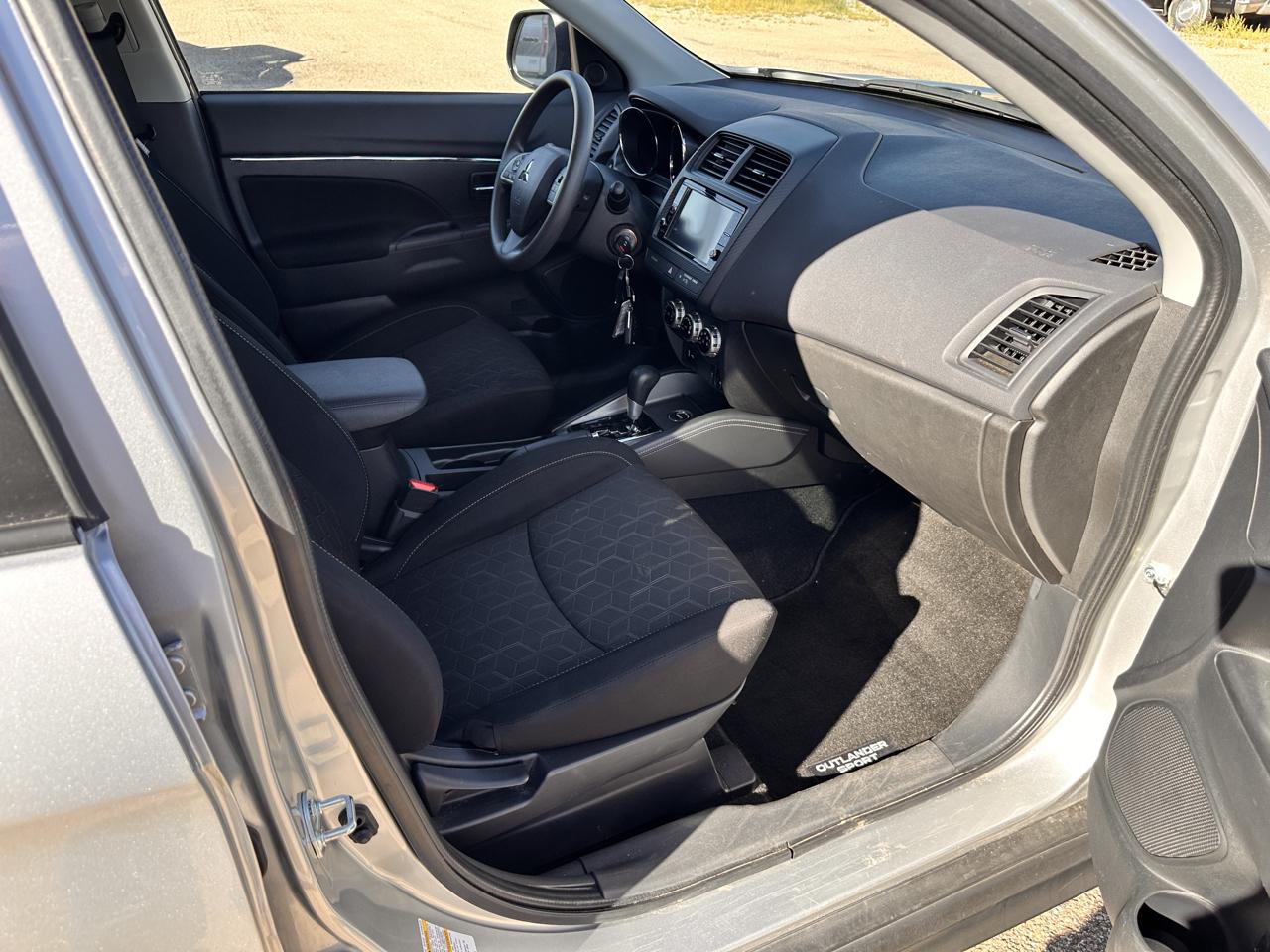 Mitsubishi Outlander Sport 2.0 ES 4WD 2025