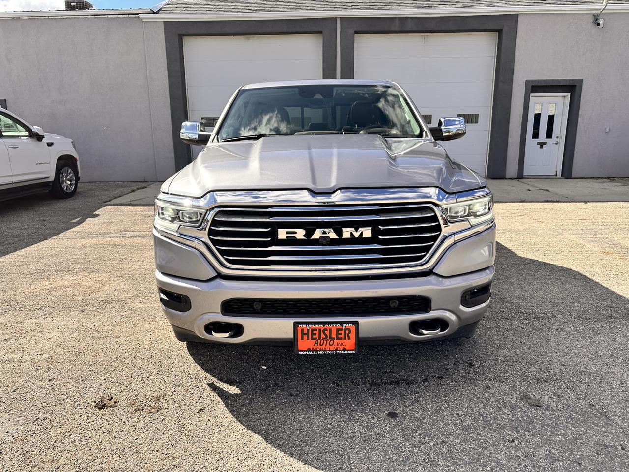 RAM 1500 4WD Crew Cab 149" Laramie Longhorn Edition 2024