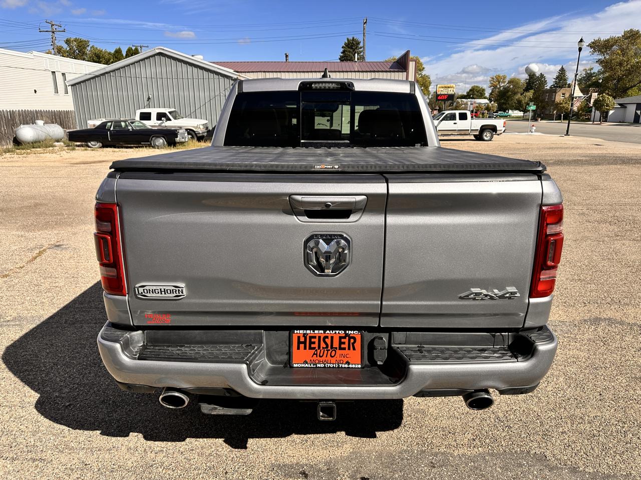 RAM 1500 4WD Crew Cab 149" Laramie Longhorn Edition 2024