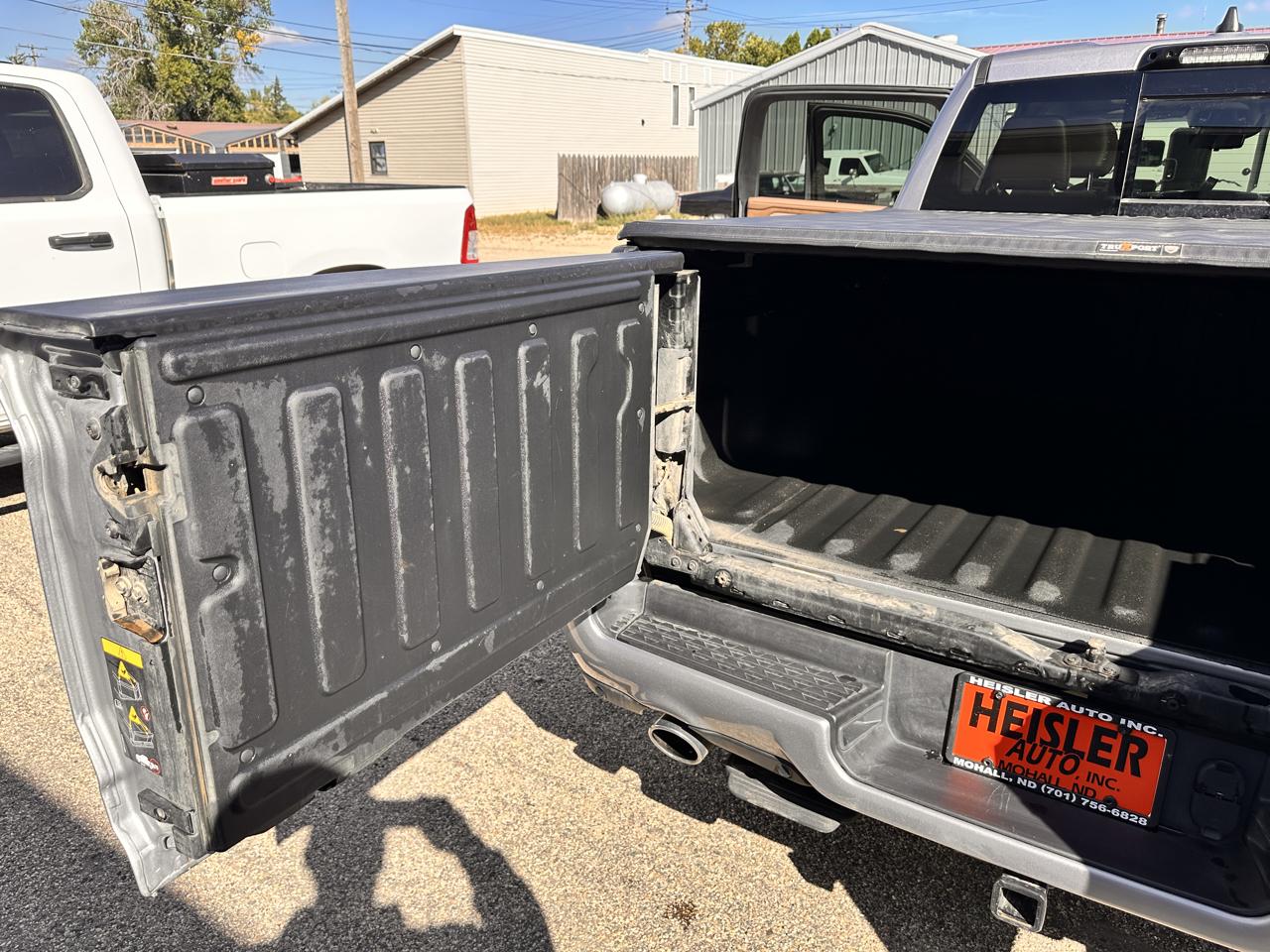 RAM 1500 4WD Crew Cab 149" Laramie Longhorn Edition 2024
