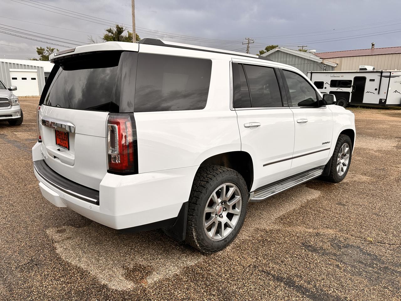 GMC Yukon Denali 4WD 2015