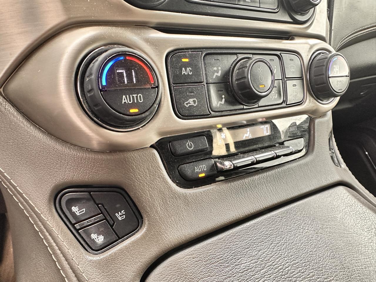 GMC Yukon Denali 4WD 2015